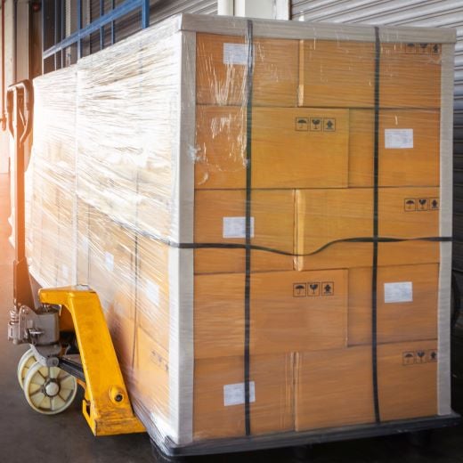 machine stretchwrap - corner edge - shutterstock_1980001169-1