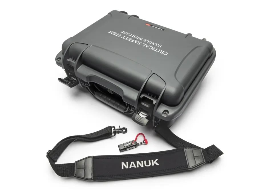 protective-case-with-latching-system-1